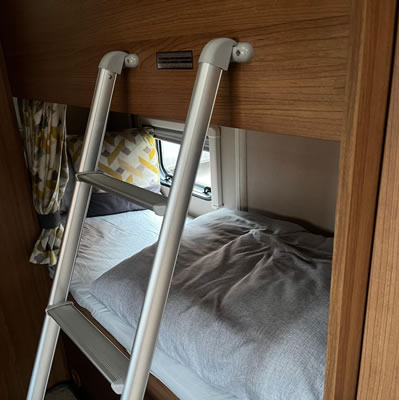 Motorhome Lower Bunk bed Hire